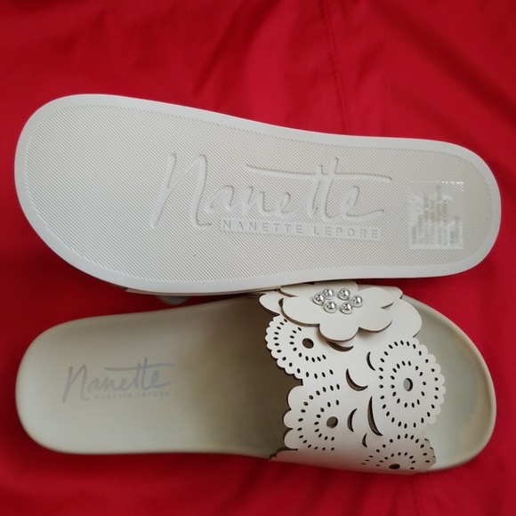 Last Chance** Nanette Lepore  Maria Slide Shoe NIB - Picture 3 of 3